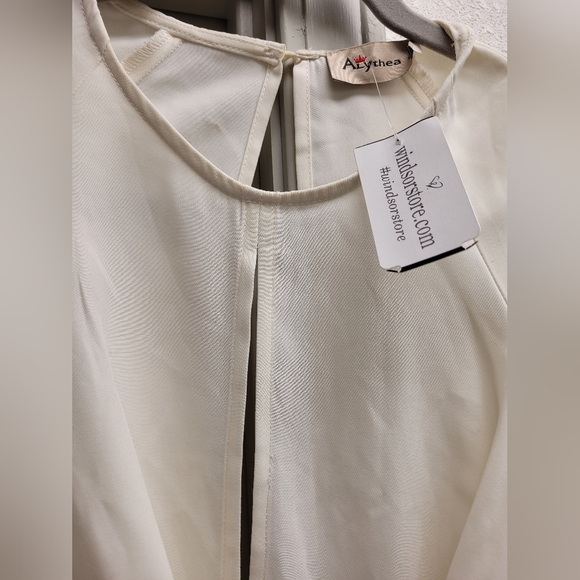 Ivory/Cream Woman Blouse L - Picture 6 of 12